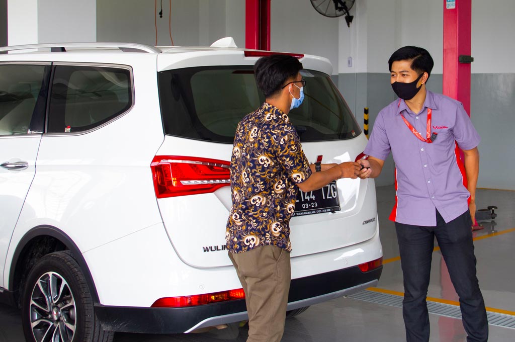 Arista Group tetap agresif buka dealer Wuling di beberapa kota seperti di Cimahi Jawa Barat untuk merangsang pasar. AG