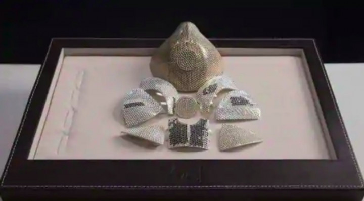 Perusahaan Perhiasan Buat Masker Seharga Rp22 Miliar