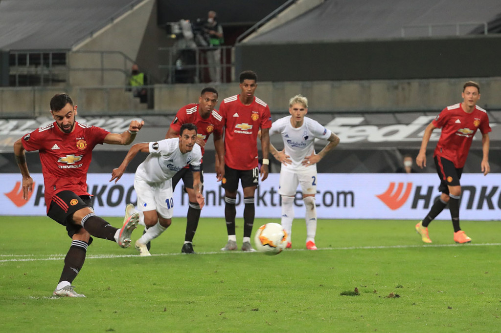 Penalti Fernandes Bawa MU ke Semifinal Liga Europa