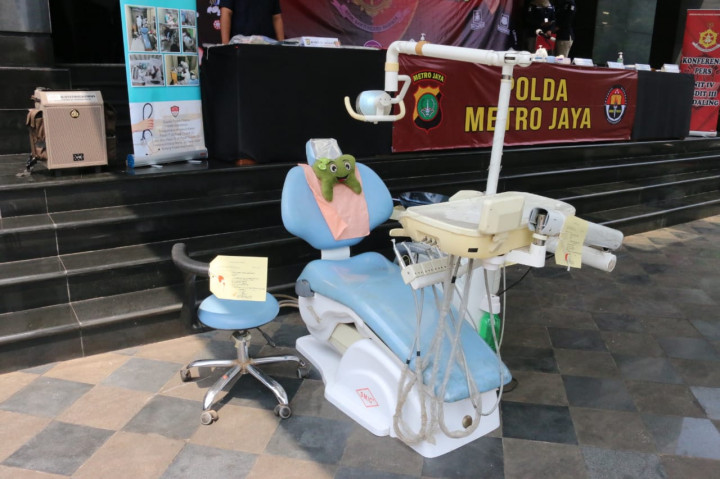 Klinik Gigi Ilegal di Bekasi Promosikan Jasa Lewat Selebgram