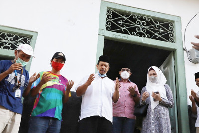 Ahli waris berdoa di Langgar Gipo, Surabaya, Jawa Timur. Dokumentasi/ istimewa