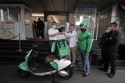 Motor Listrik Jadi Moda Transportasi GrabFood