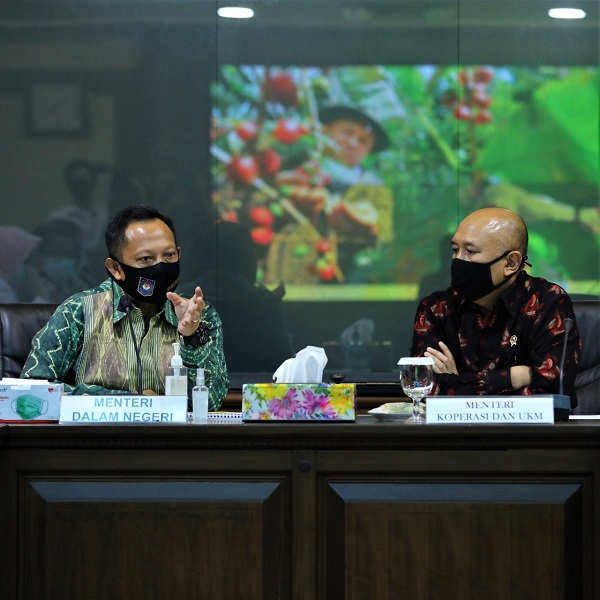 Kemenkop UKM dan Kemendagri Sinergi di Program Bansos Produktif