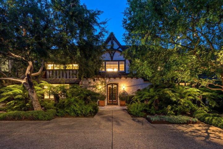 Rumah Bekas Brad Pitt dan Jennifer Aniston Dijual Rp479 Miliar