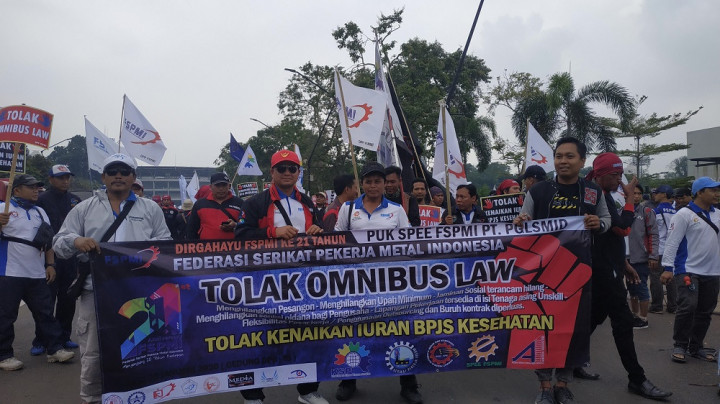Buruh Tetap Demo Tolak RUU Ciptaker