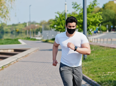 4 Pilihan Masker Khusus untuk Olahraga