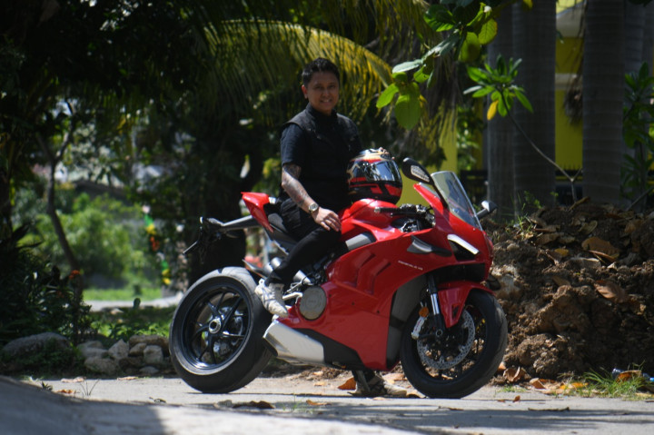 Pengusaha Muda dari Bekasi Jajan Ducati Panigale V4 2020