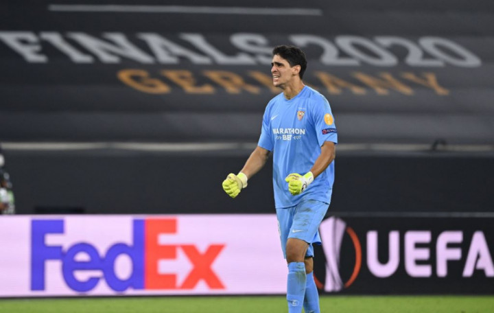 Solskjaer Sanjung Kiper Sevilla