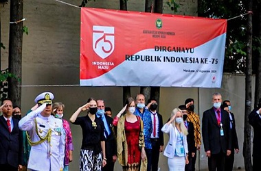 Warga Rusia Ikuti Upacara HUT RI di KBRI Moskow