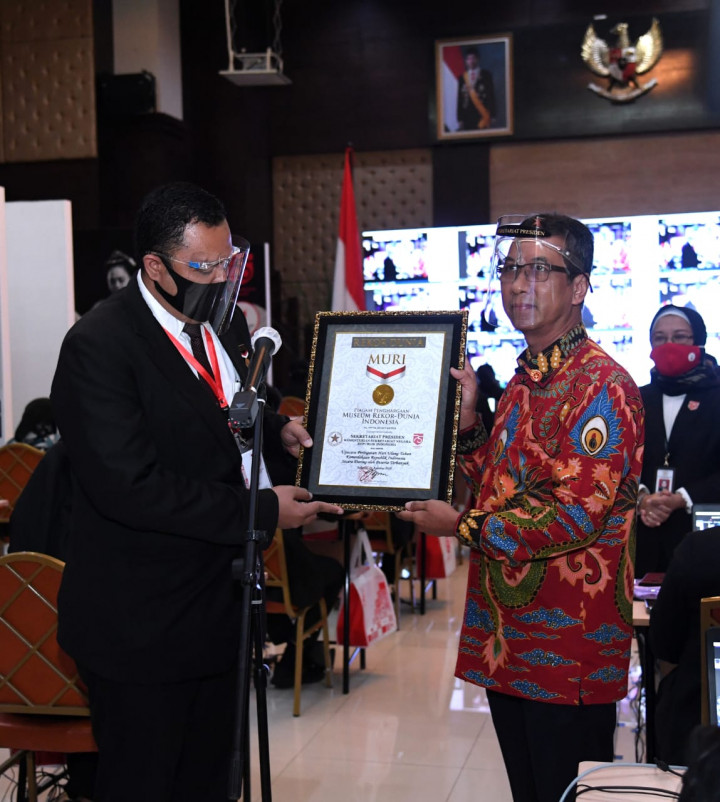 Upacara HUT RI Sabet Rekor MURI