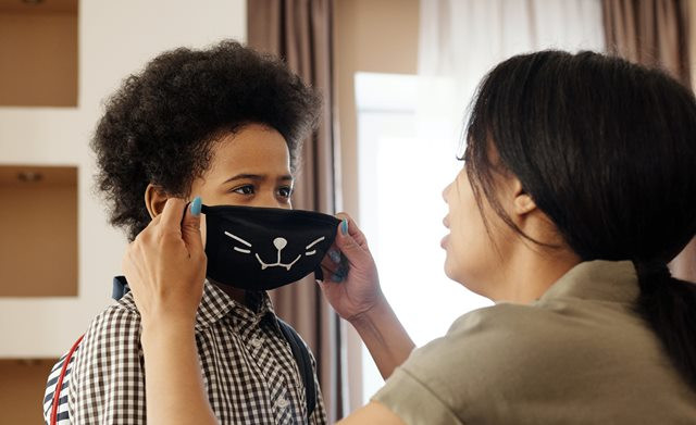 Cara Berbicara pada Anak Mengenai Pentingnya Memakai Masker