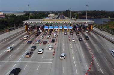 Puncak Arus Balik Libur Panjang Diprediksi Berlanjut