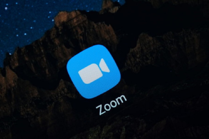 Adegan Mesum Terekam Zoom di Tengah Rapat Pejabat