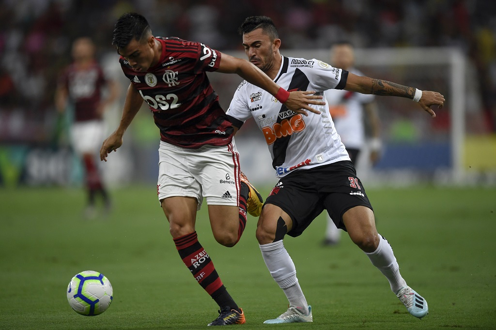 Reinier (kiri). (MAURO PIMENTEL / AFP)