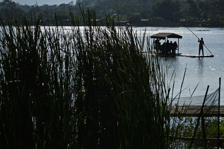 Situ Bagendit Ramai Dikunjungi Wisatawan