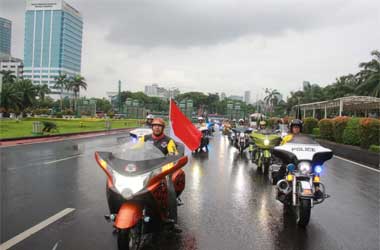 Biker Superbike dan Motor Trail Pemula Wajib Tahu Ini!