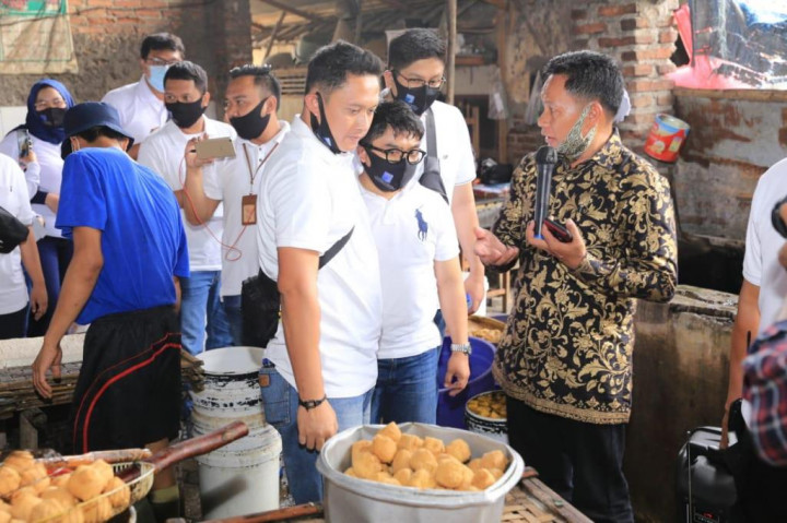 Pegawai Baru LPDB-KUMKM Kunjungi Para Mitra di 3 Provinsi