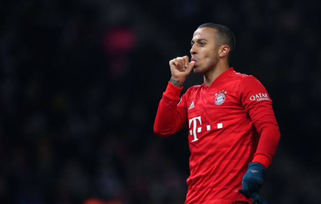 Gelandang Bayern Muenchen, Thiago Alcantara (AFP/Ronny Hartmann)
