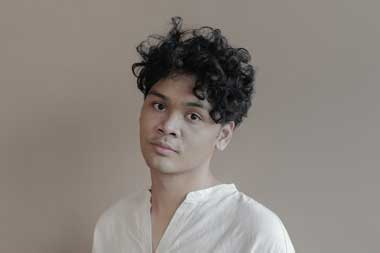 Mikha Angelo Rilis Album Solo Perdana