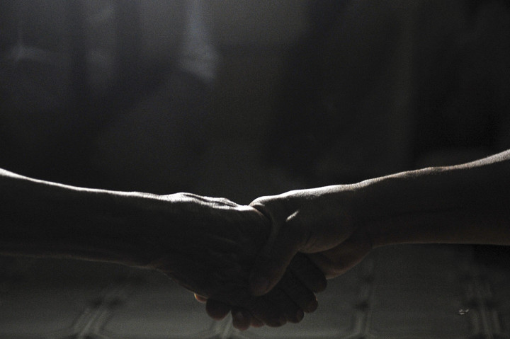 Merangkai Gawai Pernikahan Adat Suku Talang Mamak