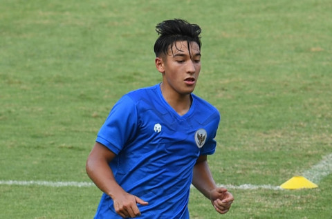 Latihan Timnas U 19 Jack Brown Dan Dua Pemain Lain Latihan Terpisah