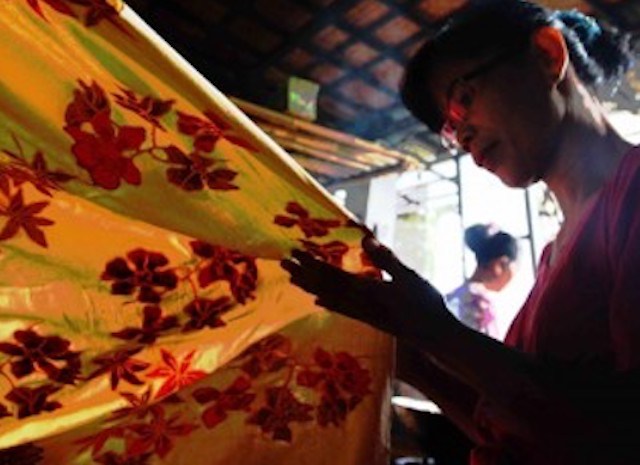 Pelaku Ekonomi Kreatif Diajak Gunakan Batik dalam Semua Karya