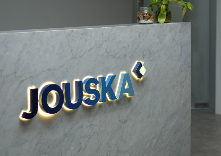 Bos Jouska Klaim Tak Pernah Transaksikan Saham Klien