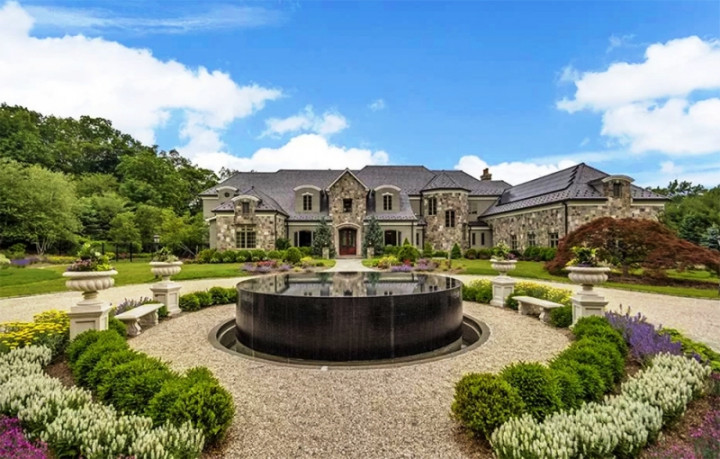 Intip Mewahnya Rumah Sewa Mariah Carey selama Pandemi