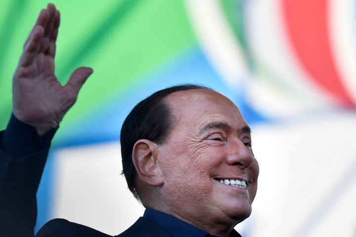 Silvio Berlusconi Terpapar Virus Korona