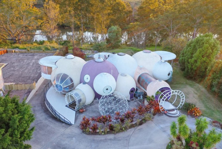 Bubble House, Rumah Unik dengan 11 Kubah