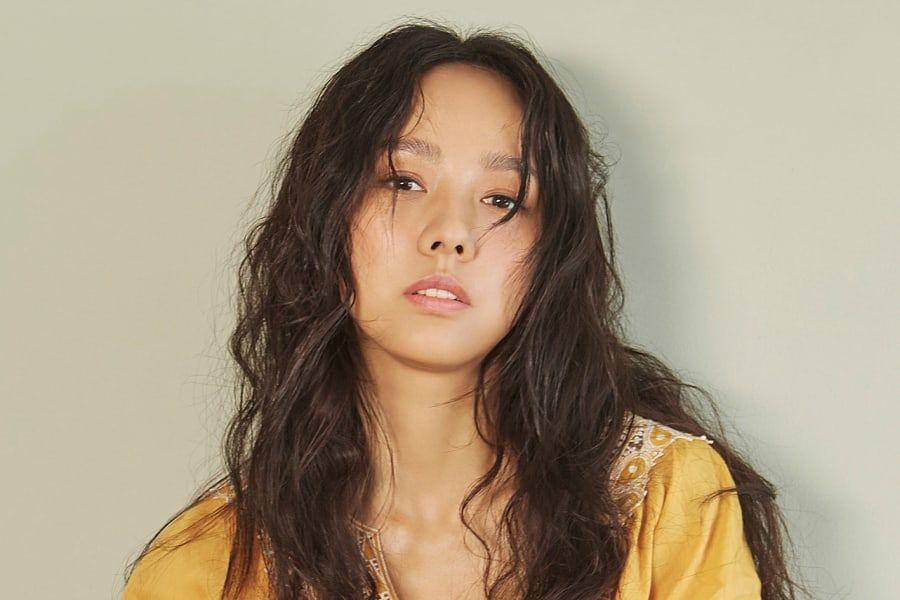 Lee Hyori Pamit dari Media Sosial, Unggah Swafoto Terakhir - Medcom.id