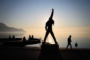 74 Tahun Lalu, Pada Hari Ini Lahir Seorang Legenda Musik