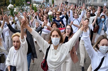 Ribuan Perempuan Belarusia Desak Mundur Presiden Lukashenko