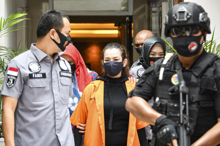 Reza Artamevia Positif Sabu