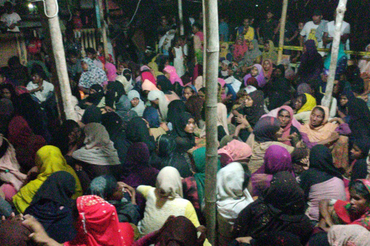 Ratusan Imigran Rohingya Terdampar di Lhokseumawe