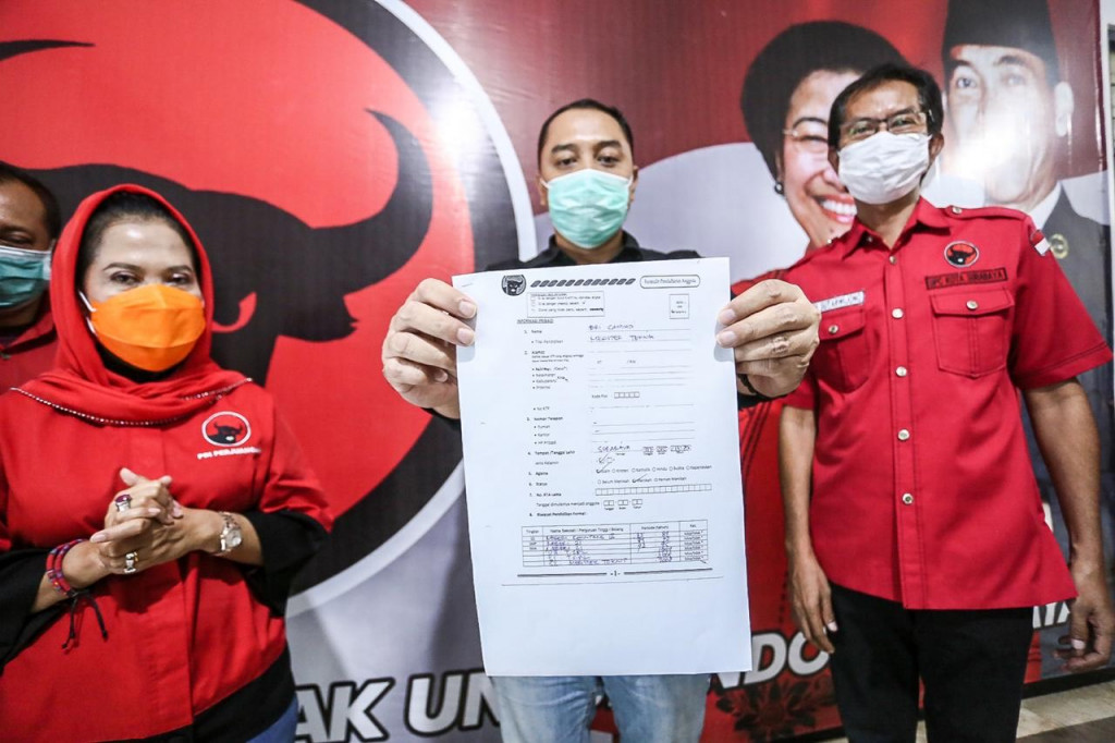 Bakal Calon Wali Kota Surabaya Eri Cahyadi Daftar Jadi Kader Pdip