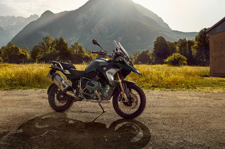 Perkara Stiker Mudah Lepas, Seri BMW R 1250 Recall