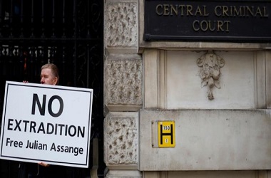 Sidang Dengar Pendapat Ekstradisi Assange Dimulai