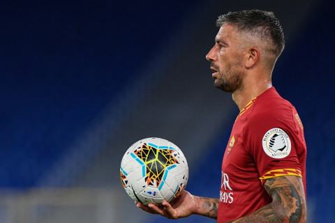 Resmi Aleksander Kolarov Gabung Inter Milan Dari As Roma Medcom Id