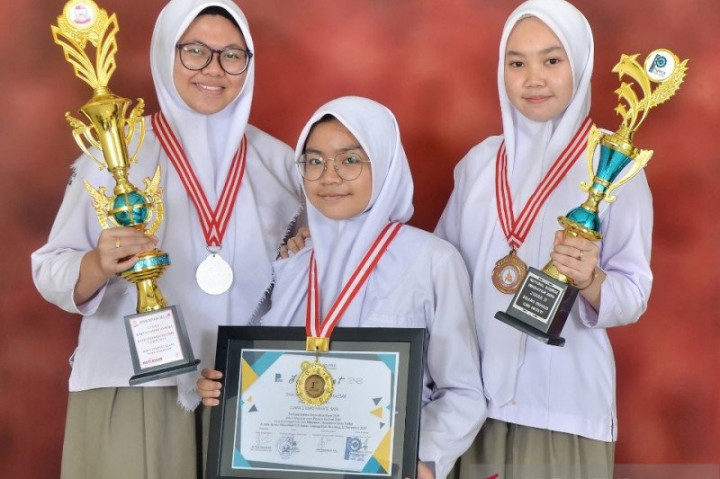 SMA Athirah Makassar Juara II Karya Ilmiah Inovatif di Korsel