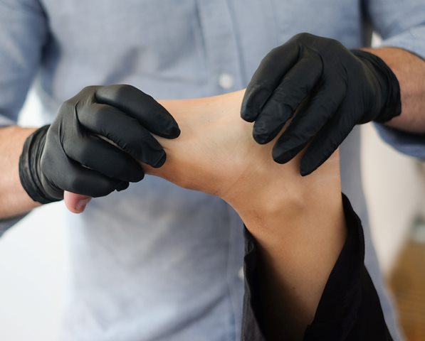 Mengenal profesi fisioterapi di hari World Physiotherapy Day. (Foto: Dok. Toralf Thomassen/Unsplash.com)