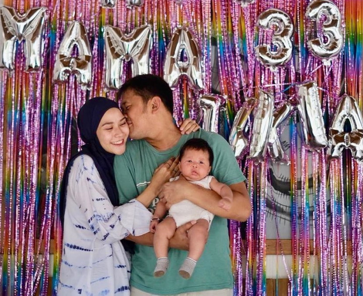 Pujian Hanung untuk Zaskia: Dari Tukang Clubing Berubah Jadi Istri Setia