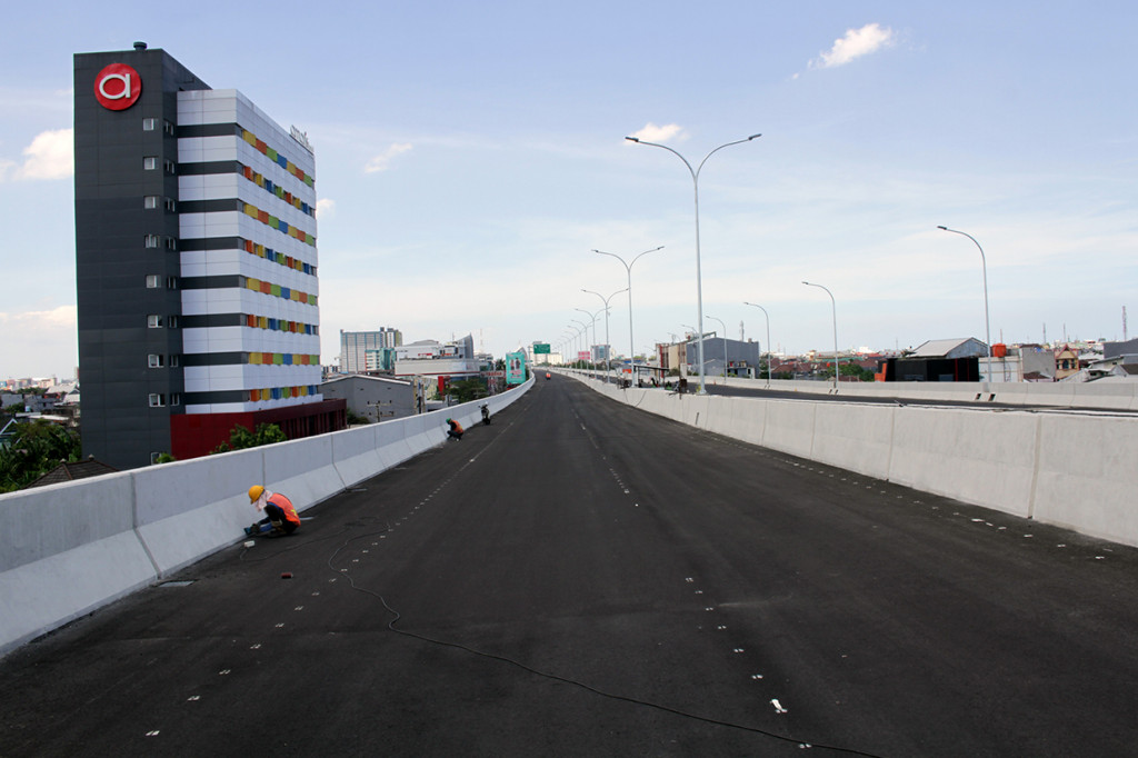 Proyek Tol Layang Makassar Ditargetkan Selesai Akhir Tahun