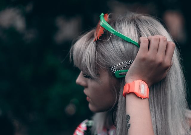 Rambut Putih di Usia Muda, Normalkah?