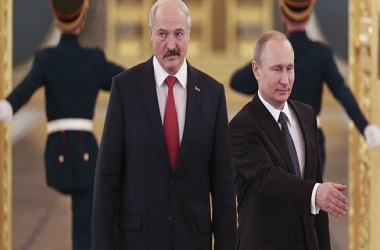 Lukashenko Tinggalkan Belarusia untuk Bertemu Putin
