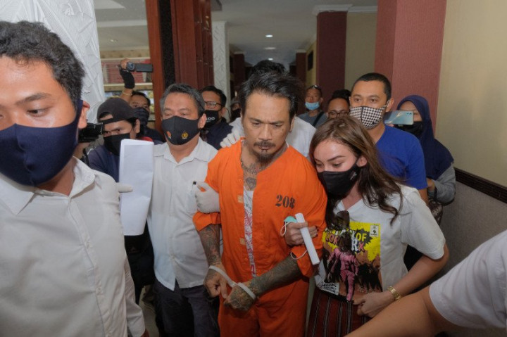 Jerinx Minta Majelis Hakim Diganti