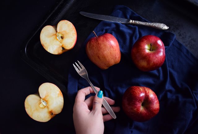 Menurunkan Berat Badan Cukup dengan Konsumsi Buah Saja?