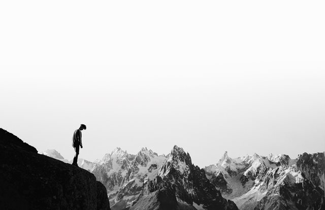 Kenali Ciri-ciri Seseorang yang Ingin Bunuh Diri