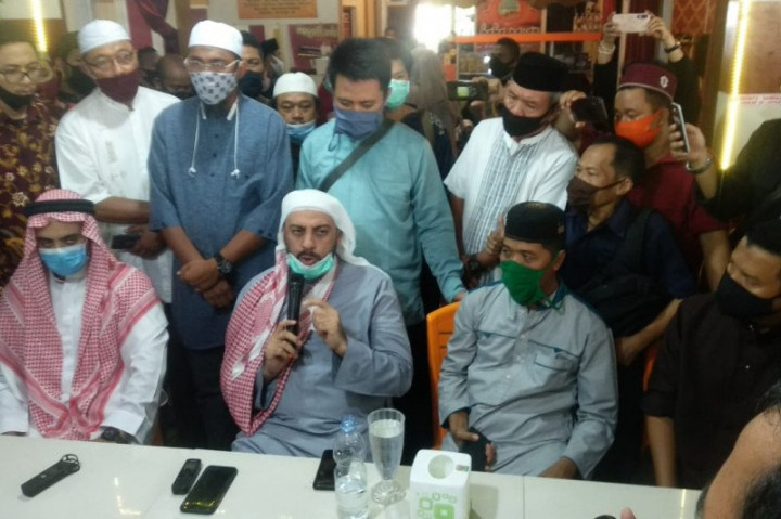 Penikam Mengaku Terganggu dengan Dakwah Syekh Ali Jaber