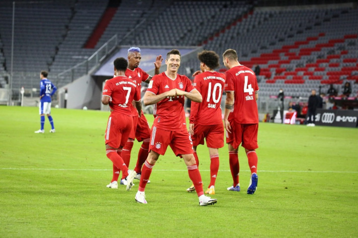 Bayern Muenchen Pesta 8 Gol ke Gawang Schalke